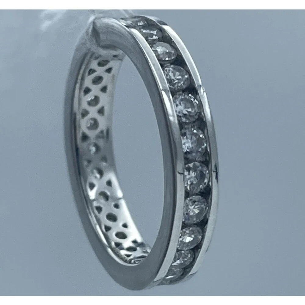 925 Sterling Silver CZ Eternity Band Ring Size 7 Made in Vietnam